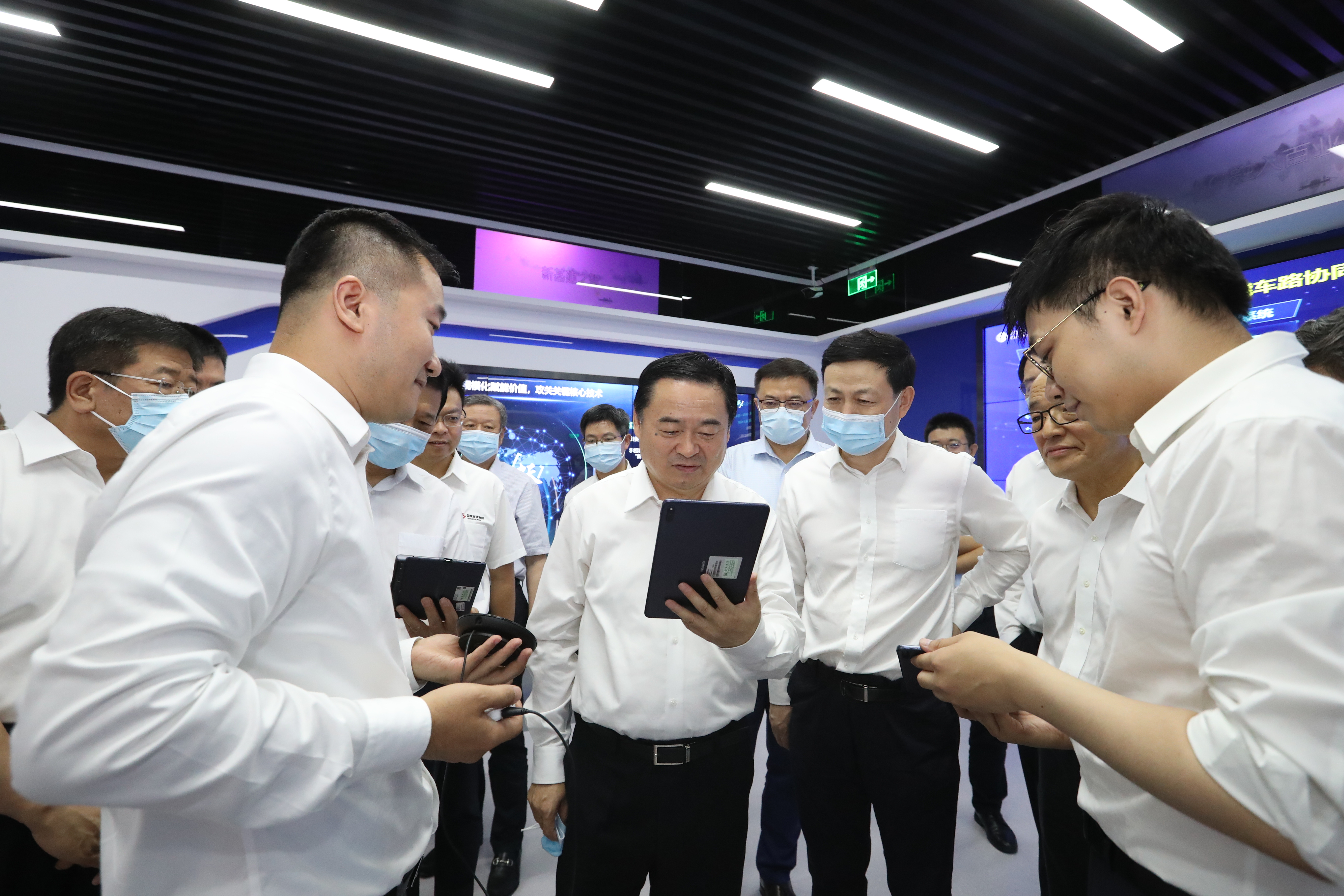 郝鹏、、国资、、央企、、国资委、、书记、、主任、、国企、、企业刷新