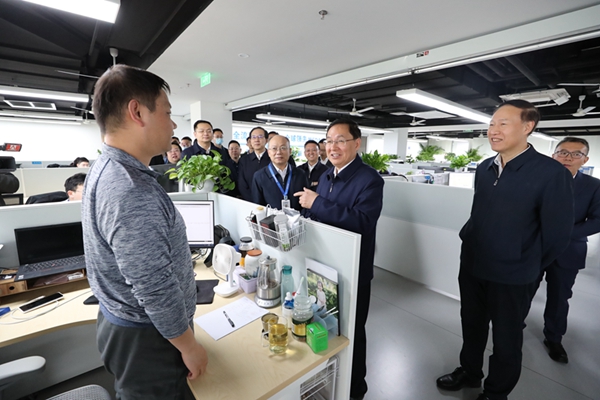 张玉卓、、、国资、、、央企、、、国资委、、、书记、、、主任、、、国企、、、企业刷新